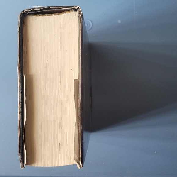 Lord of the Rings Hardback - Picture 5 of 9